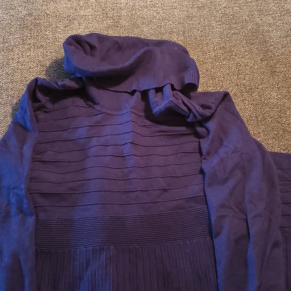 Blue cow neck dress - Picture 2 of 3
